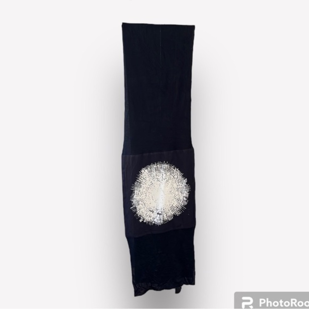 🐠Scarf black with white abstract panel